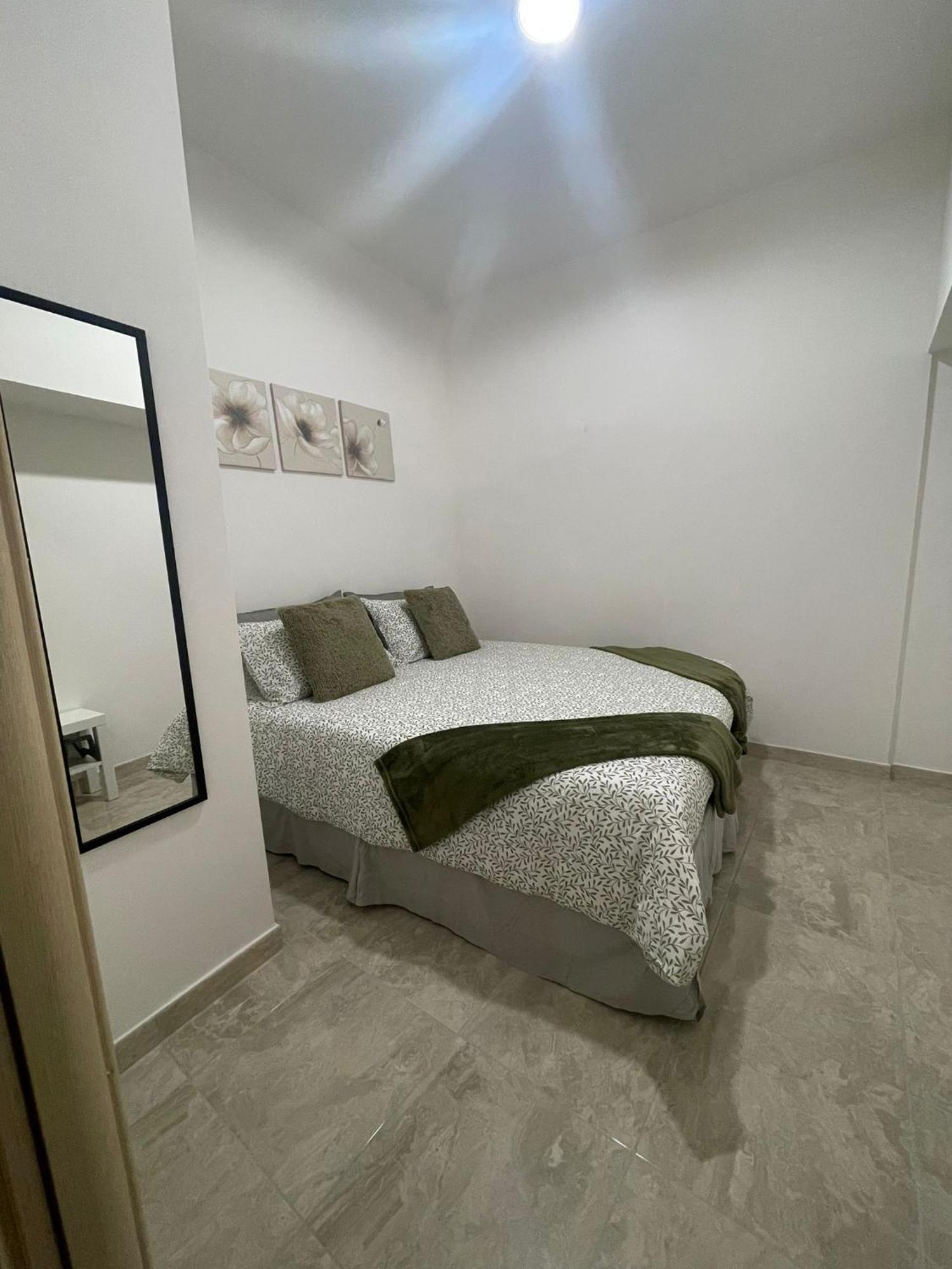 71 Apartment カターニア エクステリア 写真